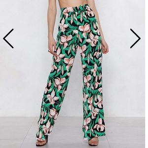 Nasty Gal Green Floral High Waisted Pants